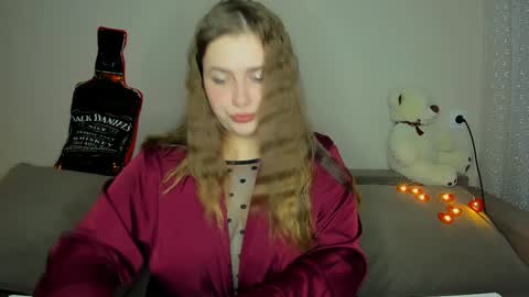 yourgem__ online show from 19, 2, 2025