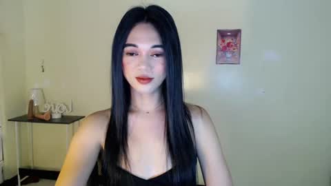 Snapshot of yourhappinessx chatting on 3, 7, 2026 yourhappinessx online show from 3, 7, 2026