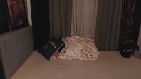 Snapshot of yourhotbambie chatting on 20, 2, 2026 im your Bambie online show from 20, 2, 2026