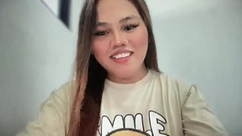yourhotgirl_lyn online show from 8, 6, 2026