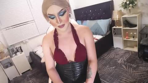 Snapshot of yourlivingonurdream chatting on 22, 2, 2025 -- online show from 22, 2, 2025