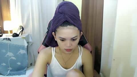 Snapshot of yourlovelytranspinay chatting on 18, 2, 2025 your lovely Dina online show from 18, 2, 2025