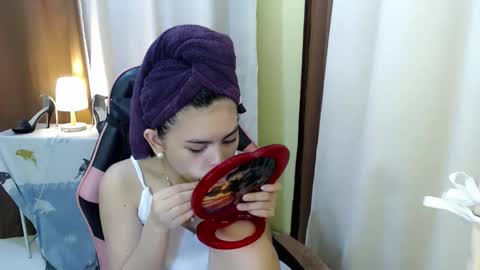 Snapshot of yourlovelytranspinay chatting on 17, 9, 2025 your lovely Dina online show from 17, 9, 2025