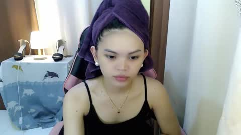 Snapshot of yourlovelytranspinay chatting on 20, 9, 2025 your lovely Dina online show from 20, 9, 2025