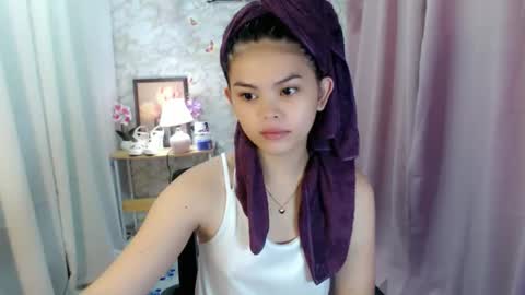 your lovely Dina online show from 15, 12, 2025