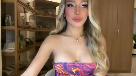 Snapshot of yourlovingpearlita1000 chatting on 13, 10, 2025 Pearl online show from 13, 10, 2025
