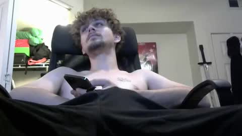 Snapshot of yourman1253 chatting on 4, 11, 2025 YourMan online show from 4, 11, 2025