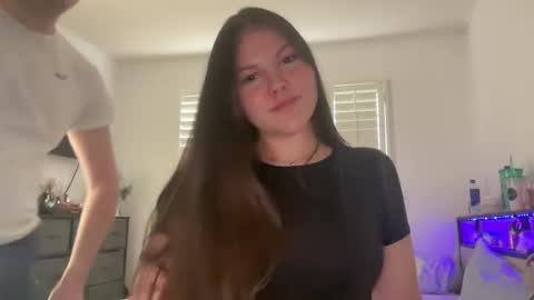 yourmila1 online show from 24, 2, 2026