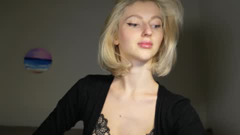 Snapshot of yournaughtymiss chatting on 2, 12, 2024 Eva online show from 2, 12, 2024