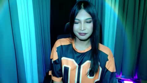 yourprettybella_ts online show from 11, 2, 2026