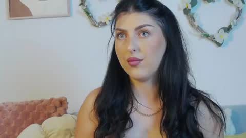 Snapshot of yours_goddess chatting on 31, 7, 2026 yours_goddess online show from 31, 7, 2026
