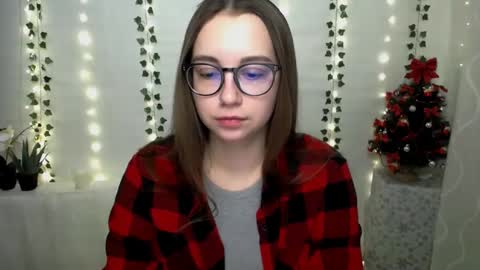 Snapshot of yours_piece_of_happiness_ chatting on 8, 1, 2025 Happy online show from 8, 1, 2025