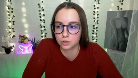 Snapshot of yours_piece_of_happiness_ chatting on 20, 1, 2025 Happy online show from 20, 1, 2025