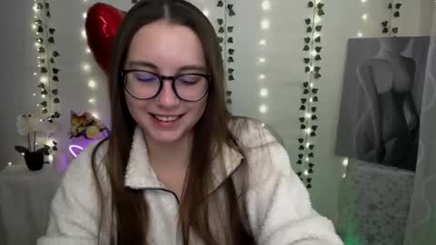 Snapshot of yours_piece_of_happiness_ chatting on 13, 2, 2025 Happy online show from 13, 2, 2025