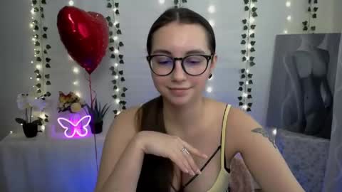 Snapshot of yours_piece_of_happiness_ chatting on 13, 2, 2025 Happy online show from 13, 2, 2025