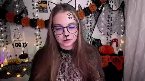 Happy online show from 28, 10, 2025