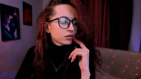 yours_sunny online show from 28, 1, 2025