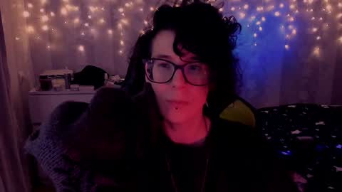 Snapshot of yourscosmic chatting on 16, 1, 2025 Yours Cosmic online show from 16, 1, 2025