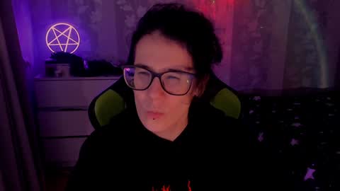 Snapshot of yourscosmic chatting on 23, 1, 2025 Yours Cosmic online show from 23, 1, 2025