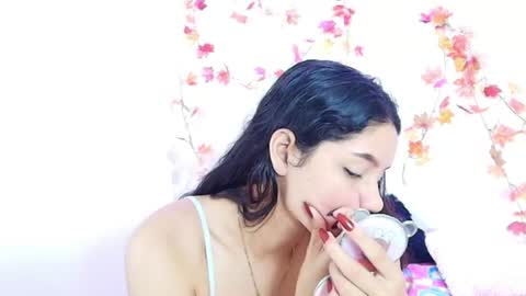 Snapshot of yoursexy18lover chatting on 27, 6, 2026 Lina and roberth online show from 27, 6, 2026