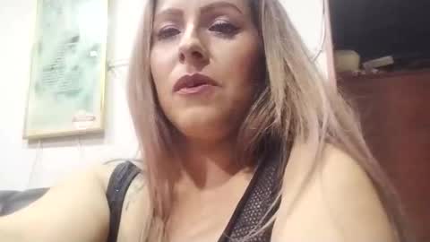 Snapshot of yoursexymature2024 chatting on 6, 3, 2025 yoursexymature2024 online show from 6, 3, 2025