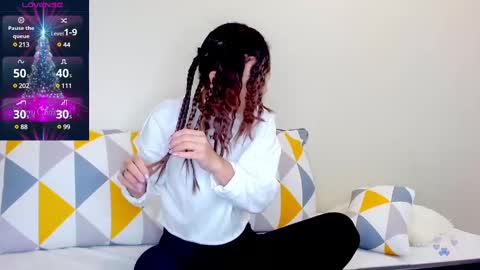 yoursoul_mila online show from 8, 1, 2025