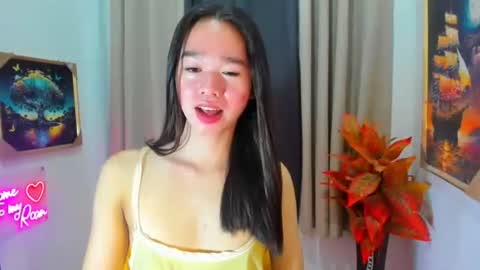 yourtinybunny online show from 8, 3, 2026