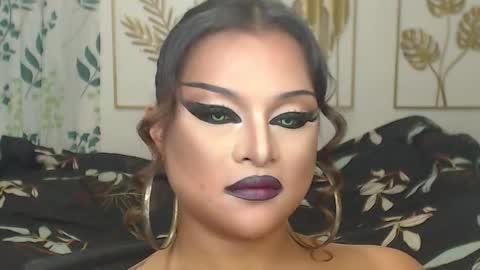 Snapshot of yourtrannyqueenxxx chatting on 10, 10, 2025 Anastacia Grey online show from 10, 10, 2025