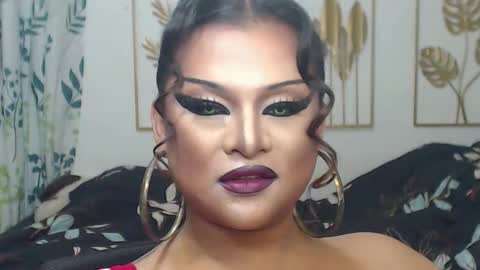 Snapshot of yourtrannyqueenxxx chatting on 7, 11, 2025 Anastacia Grey online show from 7, 11, 2025