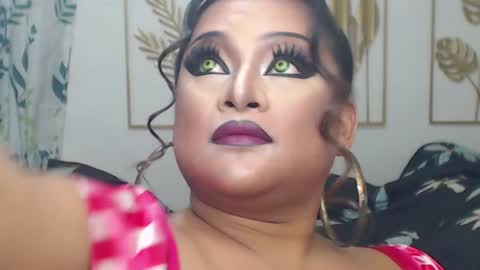 Snapshot of yourtrannyqueenxxx chatting on 9, 11, 2025 Anastacia Grey online show from 9, 11, 2025