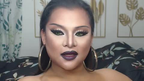 Snapshot of yourtrannyqueenxxx chatting on 20, 11, 2025 Anastacia Grey online show from 20, 11, 2025