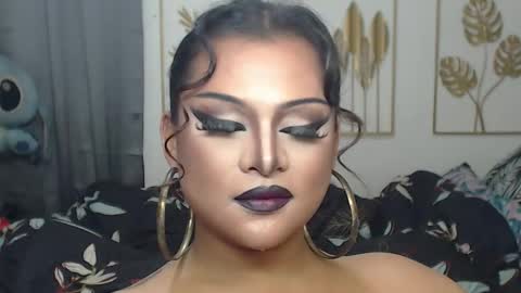 Snapshot of yourtrannyqueenxxx chatting on 16, 12, 2025 Anastacia Grey online show from 16, 12, 2025