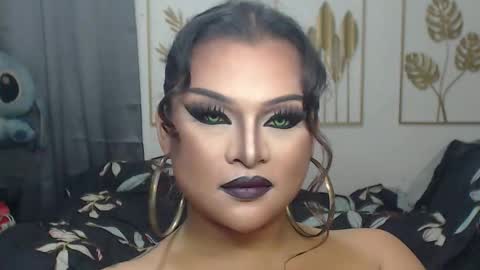 Snapshot of yourtrannyqueenxxx chatting on 17, 12, 2025 Anastacia Grey online show from 17, 12, 2025