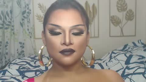 Snapshot of yourtrannyqueenxxx chatting on 14, 7, 2026 Anastacia Grey online show from 14, 7, 2026