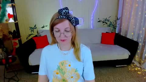 Snapshot of youruniverser chatting on 11, 7, 2026 Alice online show from 11, 7, 2026