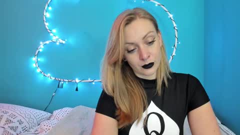 Snapshot of yourvenus00 chatting on 5, 2, 2025 YourVenus00 -Follow my OF online show from 5, 2, 2025