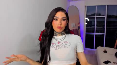 Snapshot of yourvirtualgirlfriennd chatting on 28, 9, 2025 GI online show from 28, 9, 2025