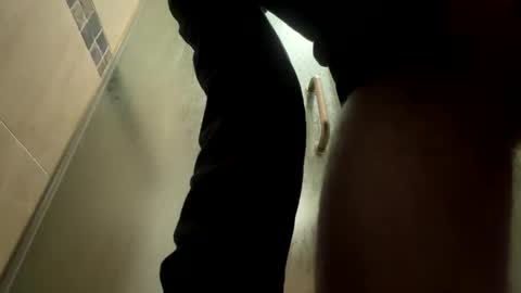 yourwhiteislandboy online show from 29, 3, 2026