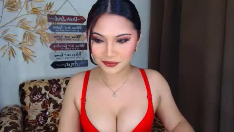 Snapshot of youungsextdeity chatting on 25, 11, 2025 cathy online show from 25, 11, 2025