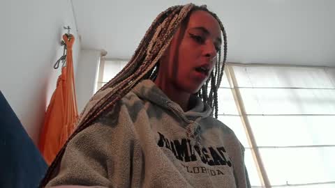 Snapshot of youwishtobeme chatting on 28, 12, 2024 elizabeth ju online show from 28, 12, 2024