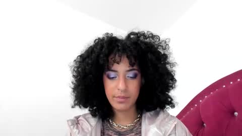 Snapshot of youwishtobeme chatting on 15, 2, 2025 elizabeth ju online show from 15, 2, 2025