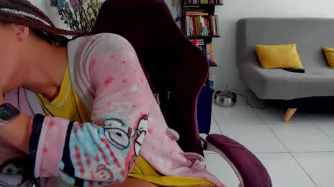 elizabeth  ju   online show from 18, 5, 2026