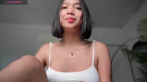 YowgineTheGreat online show from 3, 1, 2025