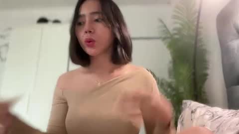 YowgineTheGreat online show from 23, 12, 2025