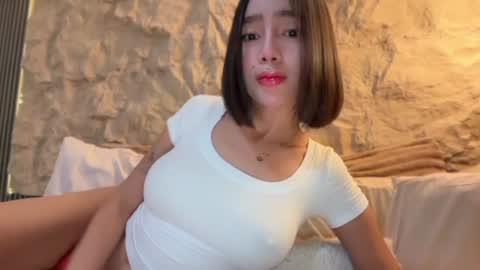 YowgineTheGreat online show from 11, 7, 2026