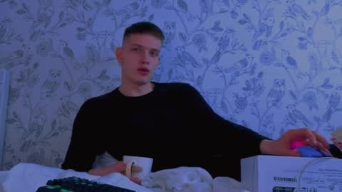 yrshela online show from 2, 4, 2026