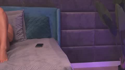 Foxie online show from 19, 9, 2025