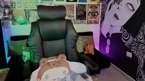    rawr   Anne Independent model      online show from 10, 2, 2026