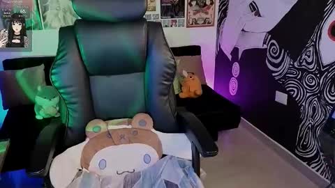    rawr   Anne Independent model      online show from 13, 2, 2026