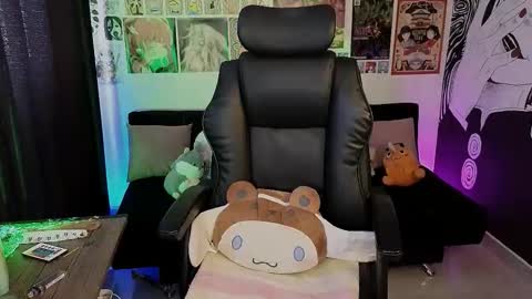    rawr   Anne Independent model      online show from 25, 2, 2026